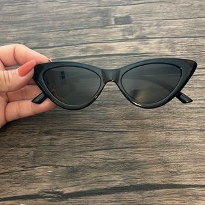 Classic Cat Eye Sunglasses